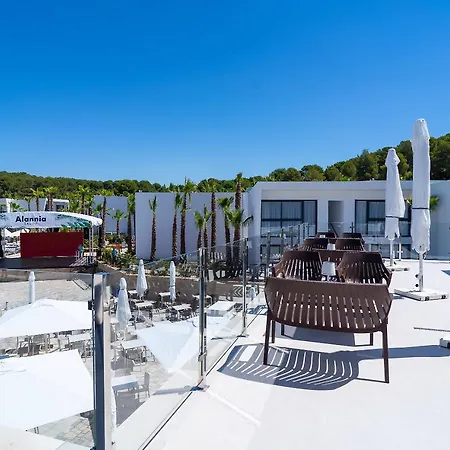 Hotel Alannia