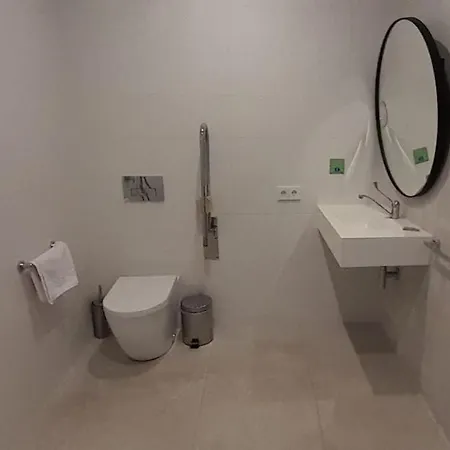 Hotell Alannia 4*