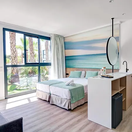Alannia Hotel